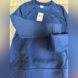 Nike Men's Heathered Blue ThermaFit Sweatshirt. Size M.